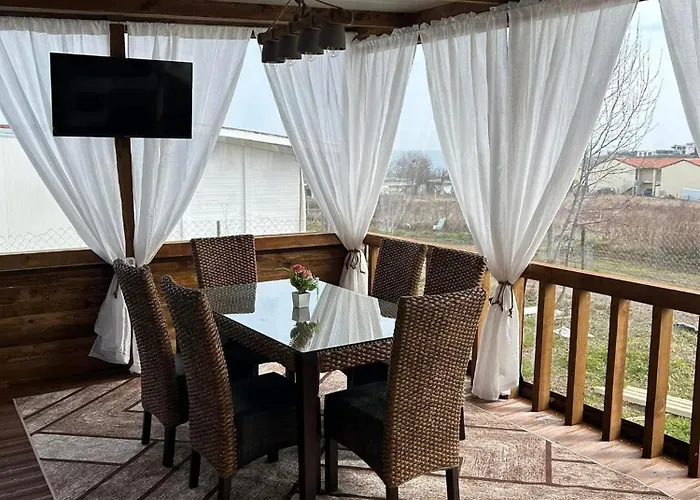 каравана кътче от рая Țarevo